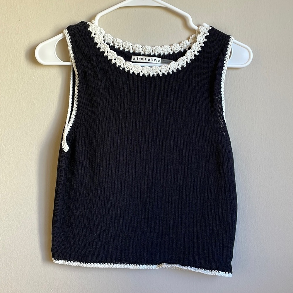 Alice + Olivia black and white knit top